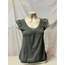 t-shirt décolleté gris